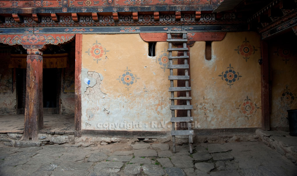 Bhutan, Jakar.  Tamshing Gompa.  ©  R.V. Bulck.